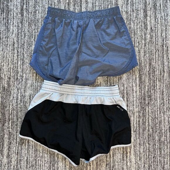 NIKE Dri Fit Women’s Shorts Lot Of 2 Size Small Black Blue Lined Drawstrings - Picture 6 of 7